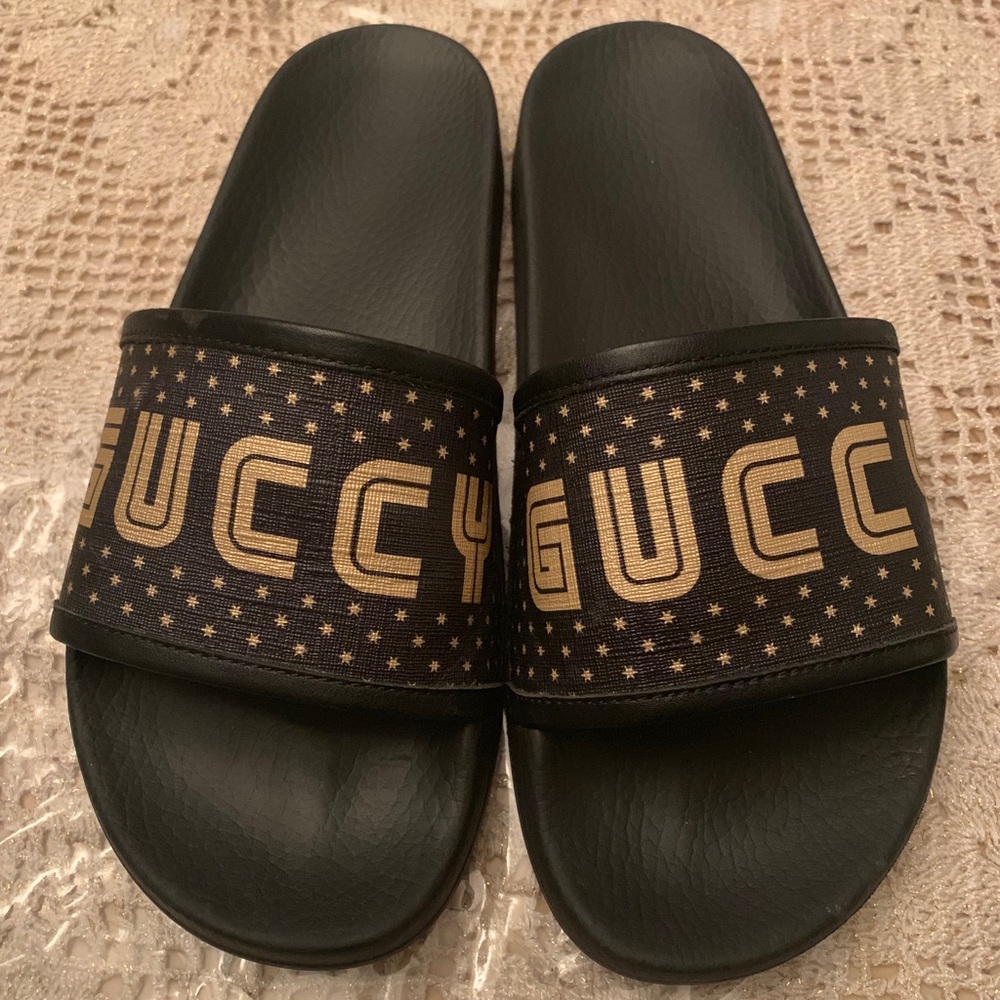 Gucci Flip Flops Sz8